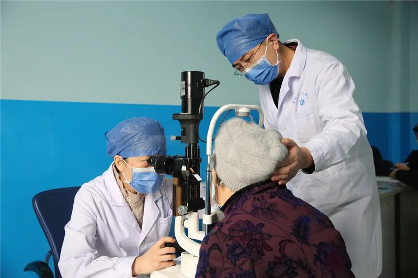 ����ح����һֱ���ػ���