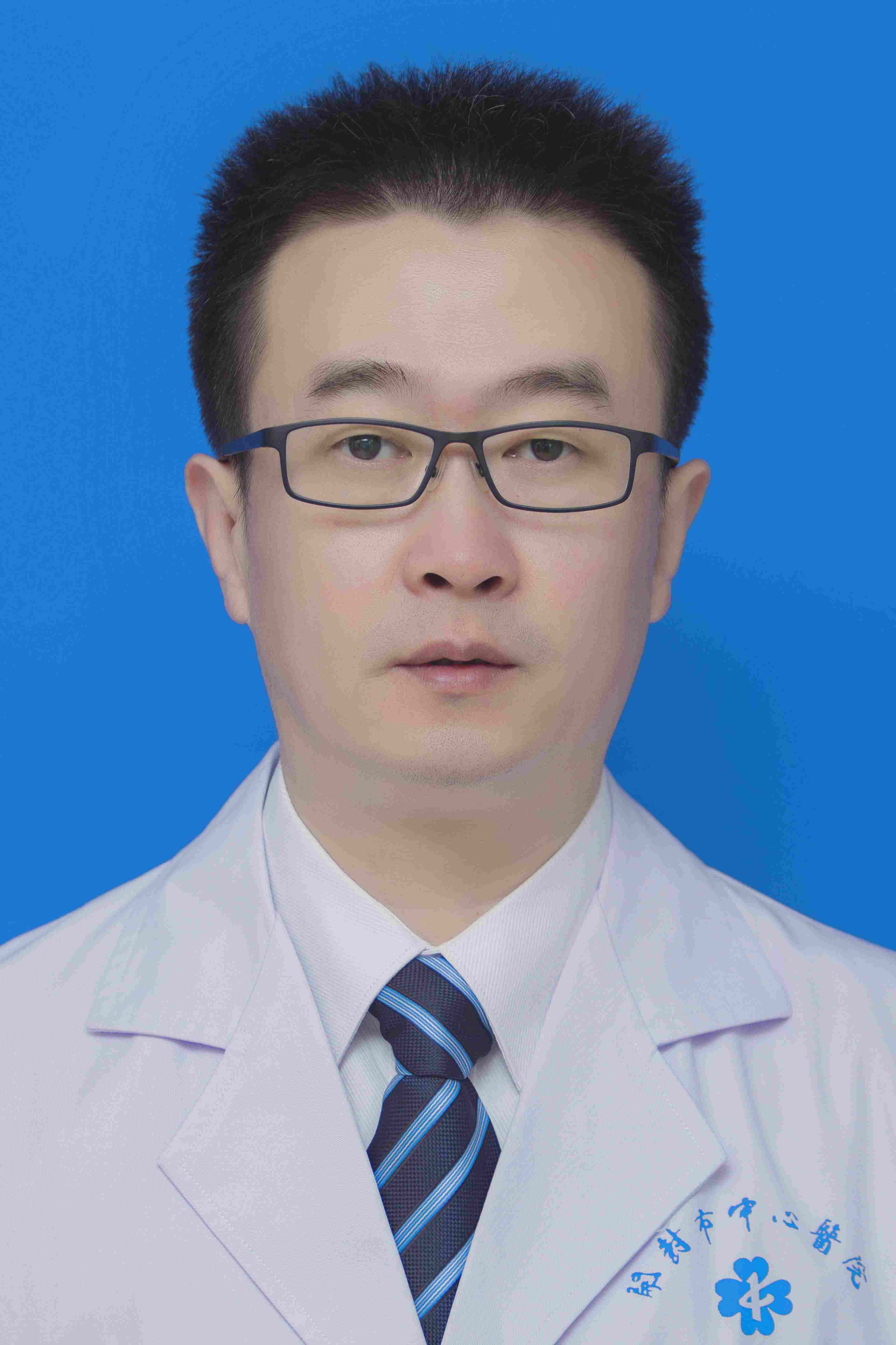 �Ϸ��㸱����ҽʦ